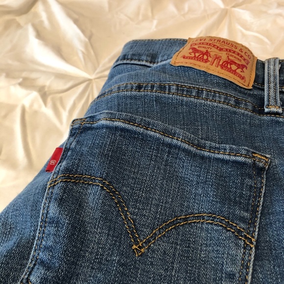 Levi's Denim - LEVI'S Shaping Slim Jeans 312 NWOT Size 25